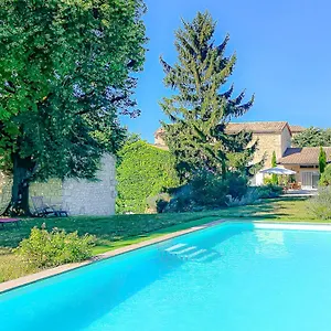 Gasthuis L'envolee Sauvage, Livers-Cazelles