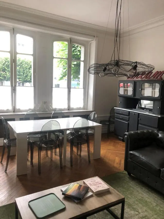 La Grande Maison Mazamet 0*,